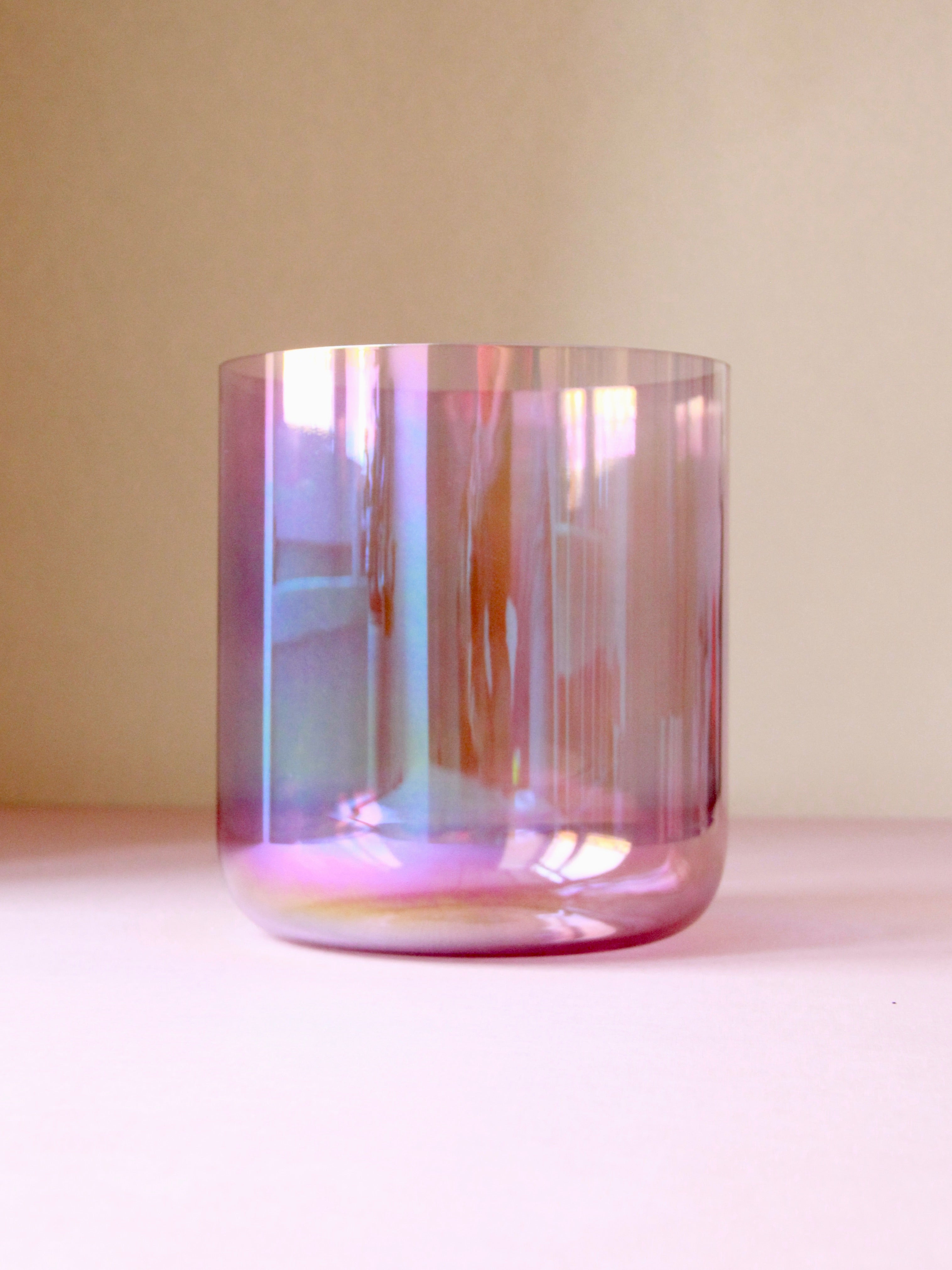 Liora Kristallklangschale 7,25 Inch Ton A# für Sound Meditationen Senti Bowls