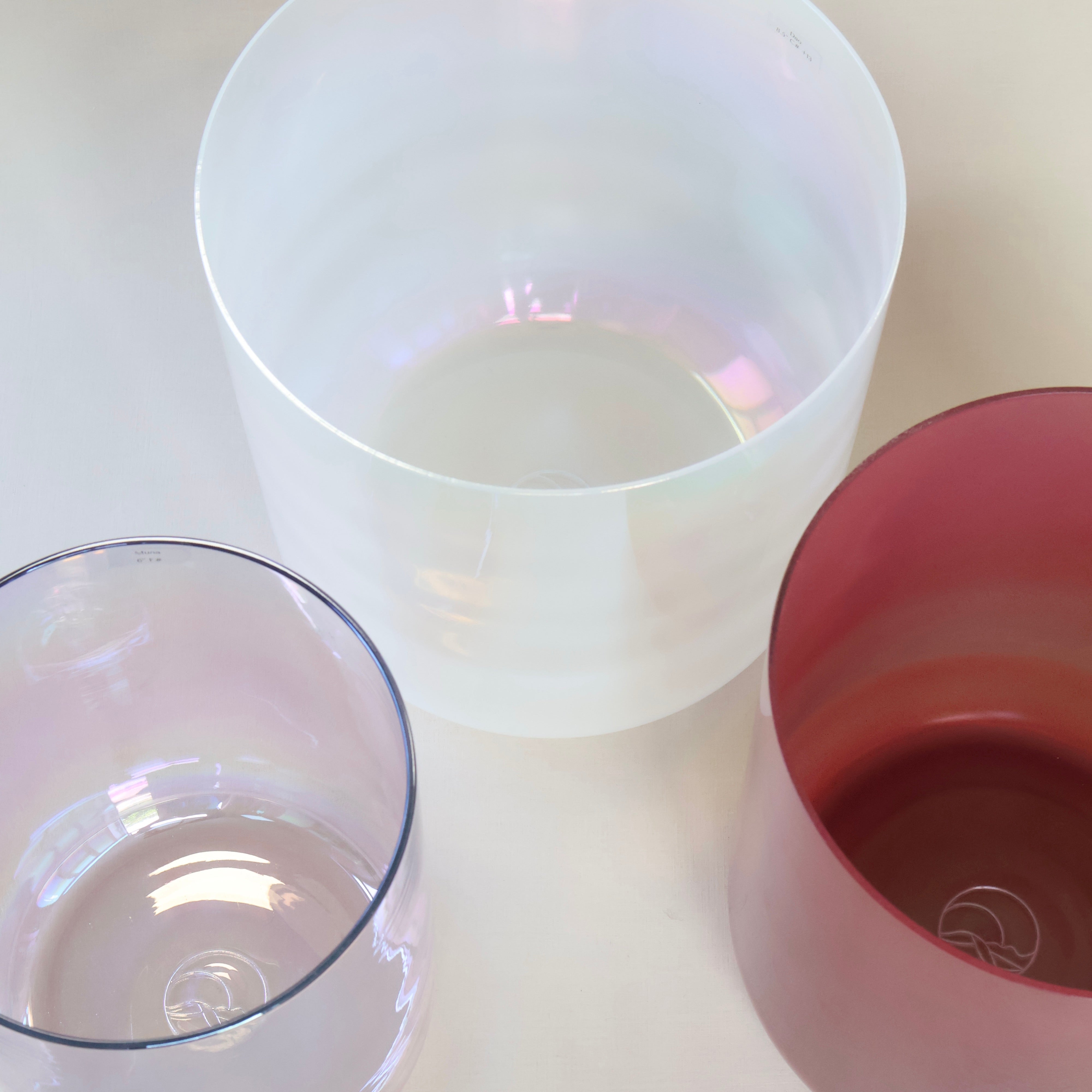 Das Grace Senti Bowls Quarzkristall-Set – professionell kuratiert für Sound Practitioner, Yogastudios und Wellness-Retreats.