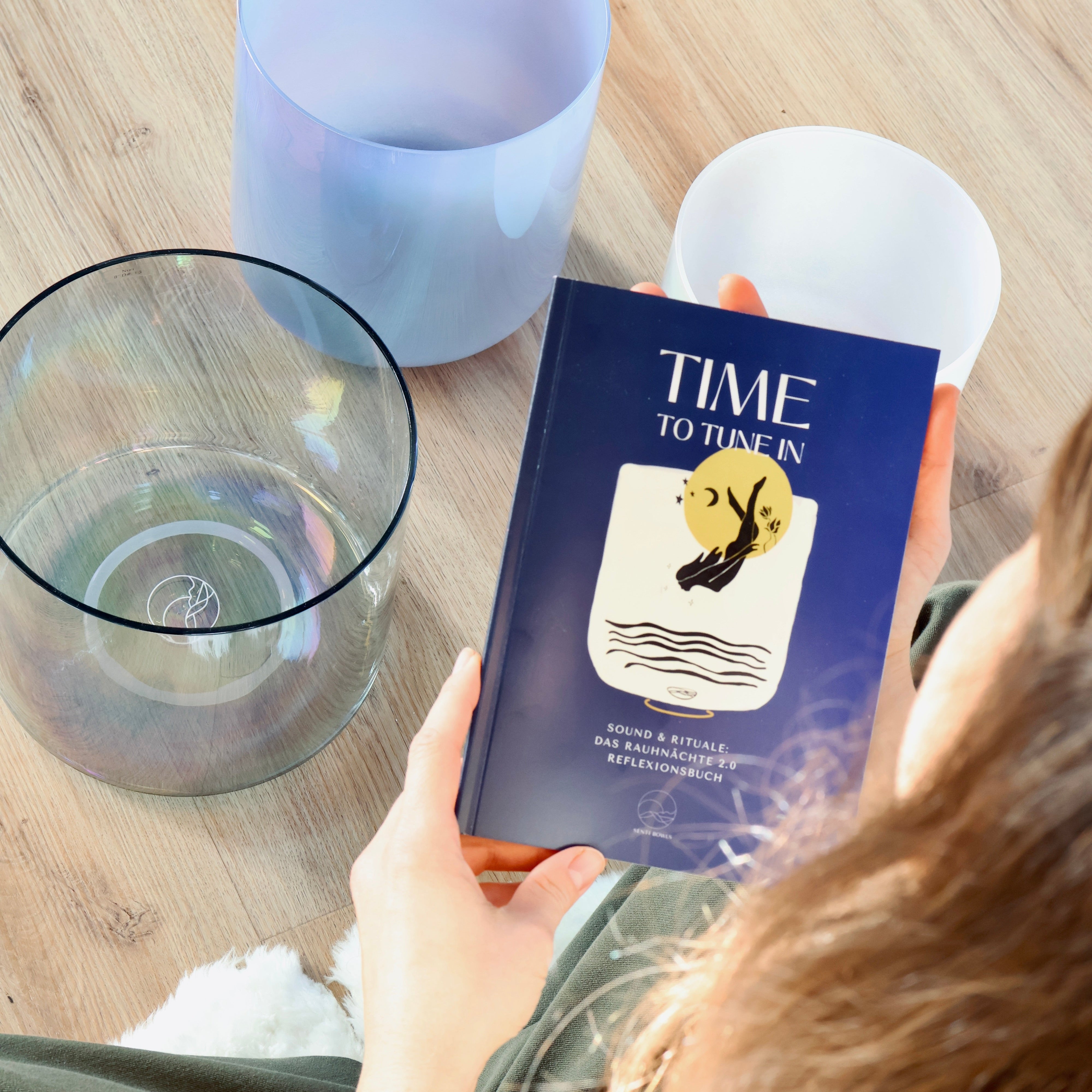 Mit dem Rauhnächte Meditations Special von Senti Bowls das perfekte Geschenk für die Tauhnächte finden.