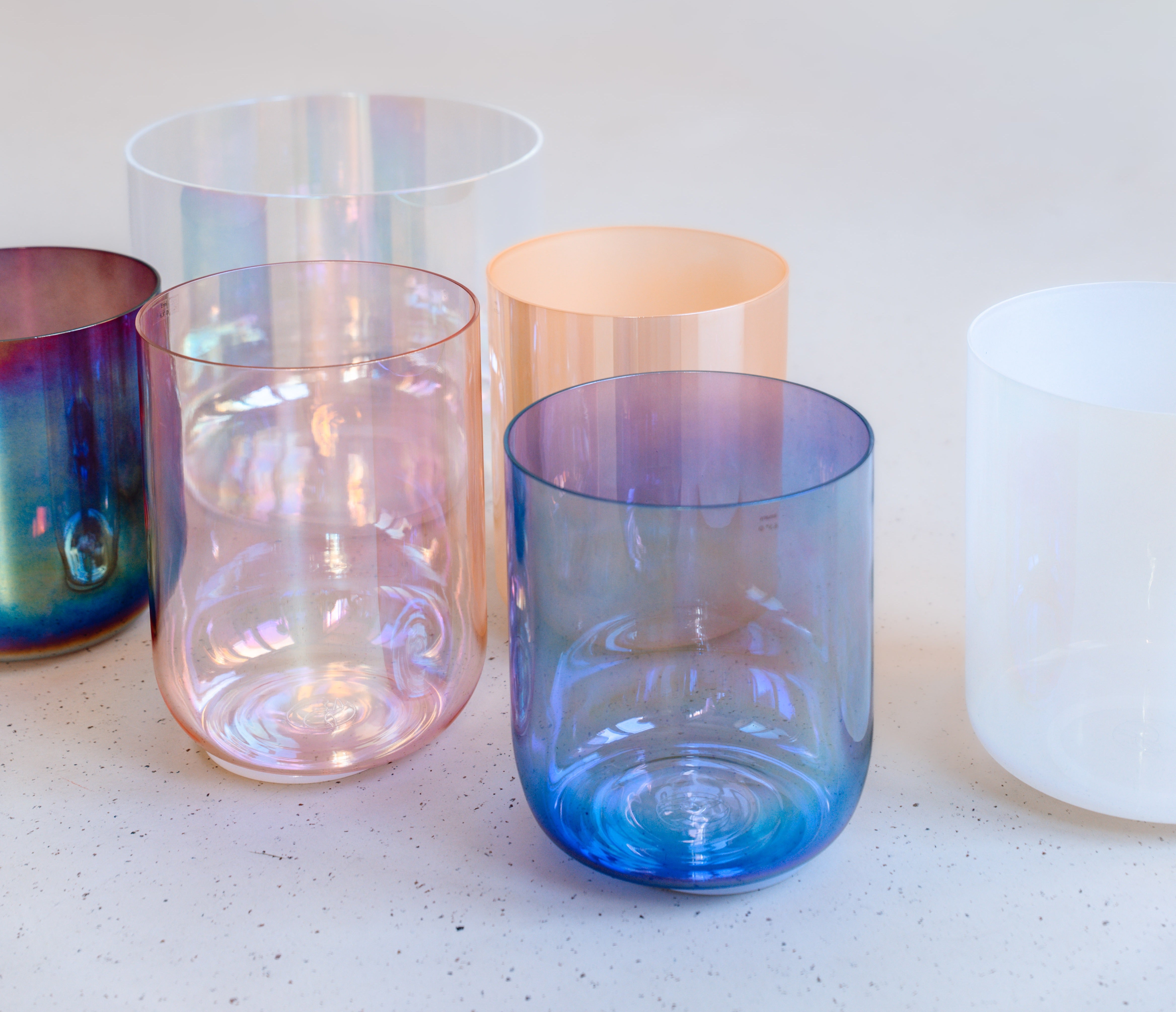 Wunderschöne Kristallklangschalen von Senti Bowls designed in Berlin