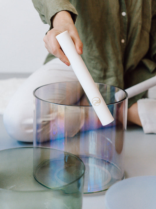 Der perfekte Mallet von Senti Bowls für Kristallklangschalen und Sound Meditatonen