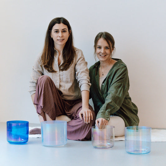 Die Trainerinnen Anike und Lea von Senti Bowls freuen sich über die tolle Senti Bowls Community