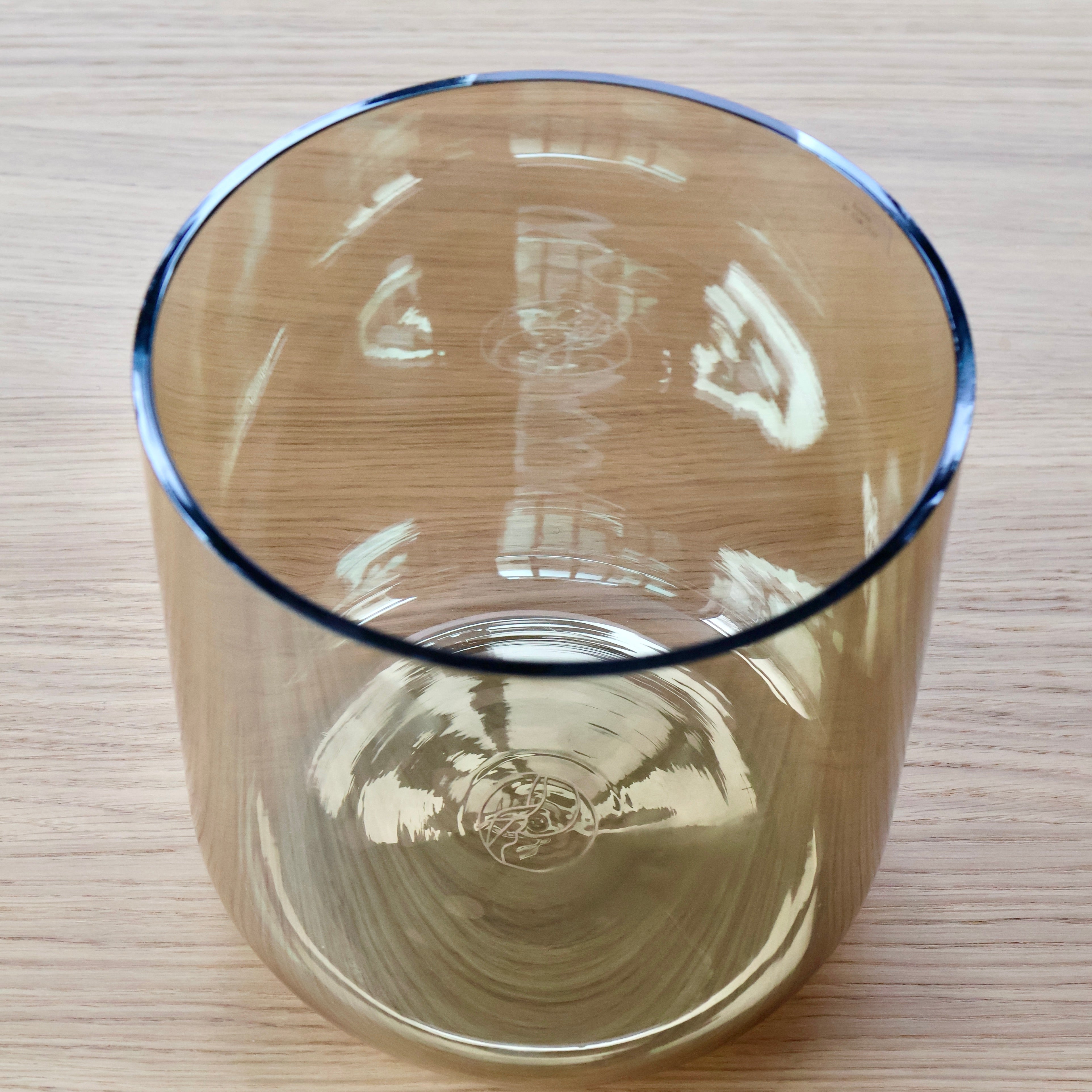 Anela Senti Bowls Klangschale – reiner Quarzkristall, präzise gestimmt für beruhigende Sound Meditation und Corporate Wellness